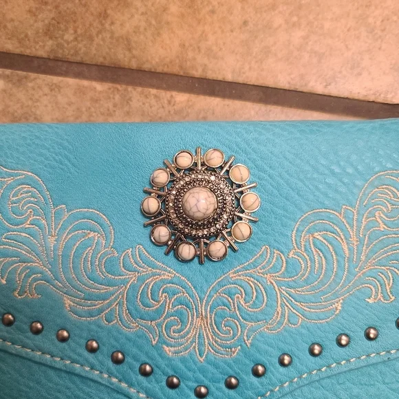 Montana West Concho Leather studded floral embroidered Wallet Western Boho NWT - Picture 5 of 12